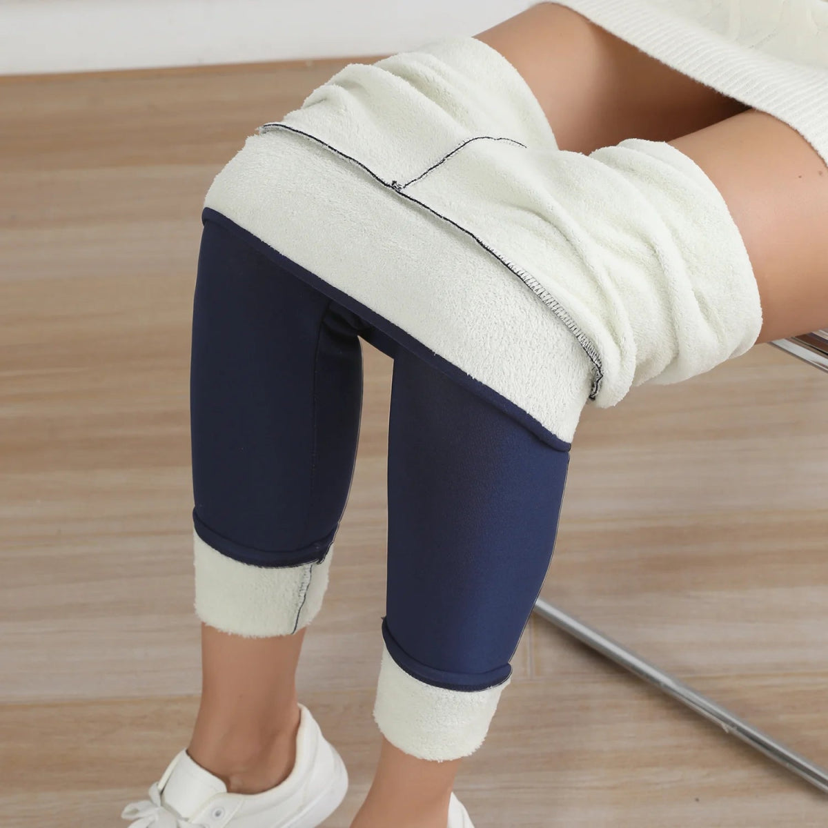 CozyShape - Winter - Fleece Thermo - Leggings - hohe Taille, figurformend & elastisch, ideal gegen Kälte, bequem & stilvoll - blickdicht & High Waist - épure paris