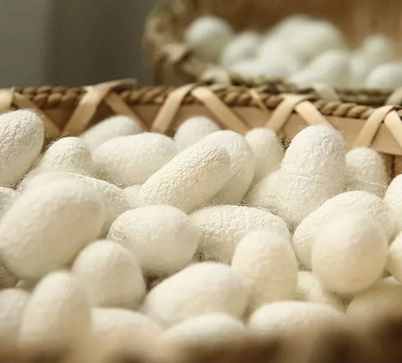 SilkDream - Schlafhaube aus 100 % Maulbeerseide - schützt langes & empfindliches Haar – gegen Frizz & Haarbruch - verstellbar, atmungsaktiv & sanft zur Kopfhaut - épure paris