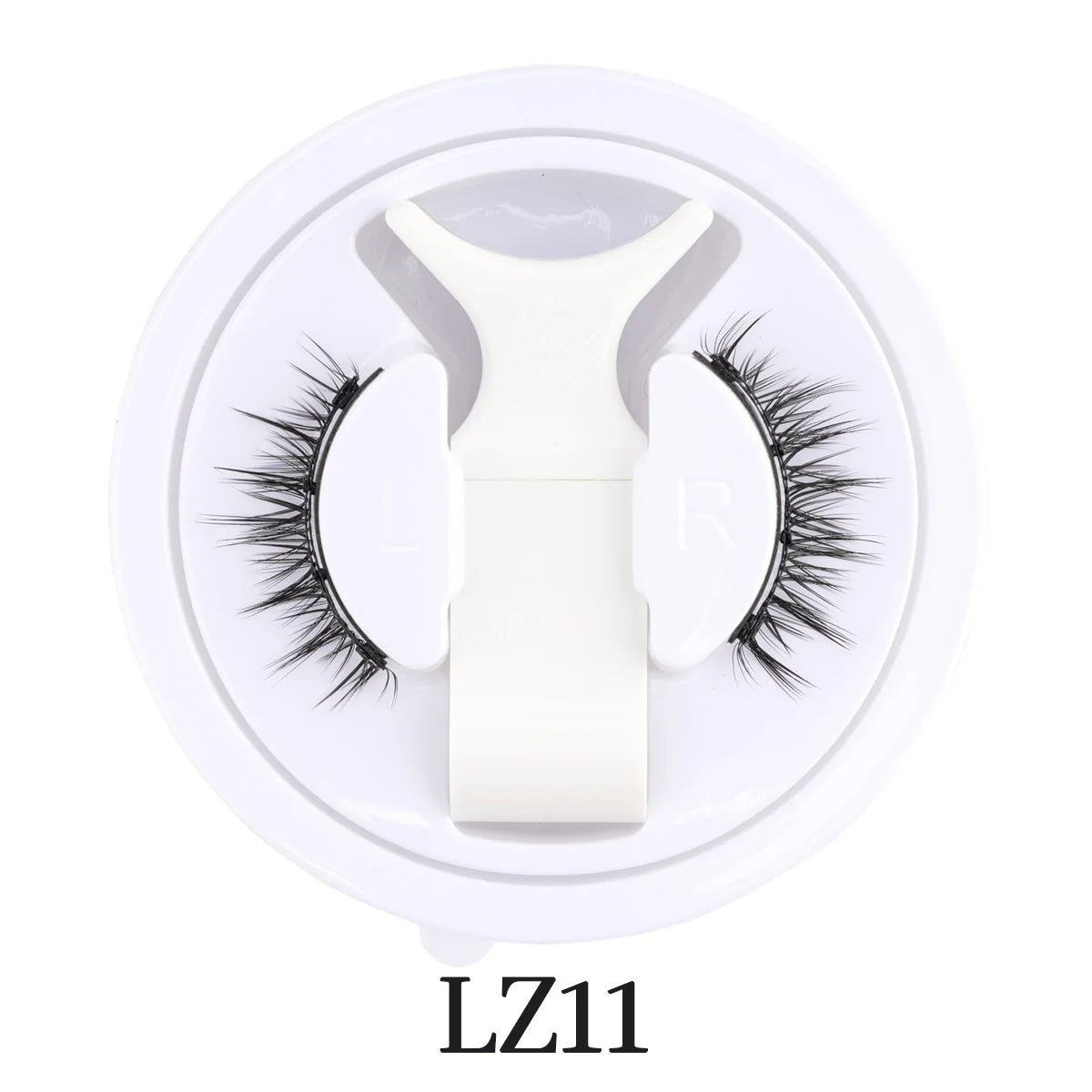 LashNova - magnetische Wimpern im Set - natürlich geschwungen, hochwertig, wiederverwendbar, wasserresistent & komfortabel - kein Kleber nötig - épure paris